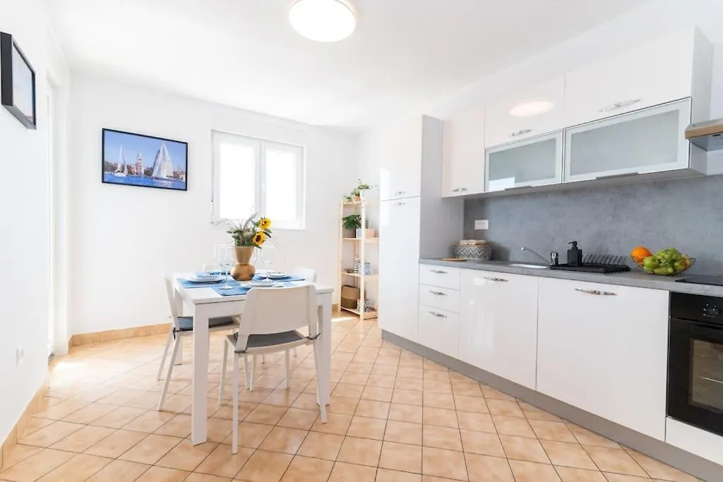 Cozy Apartment Iskra By Belmont Realty Zadar
