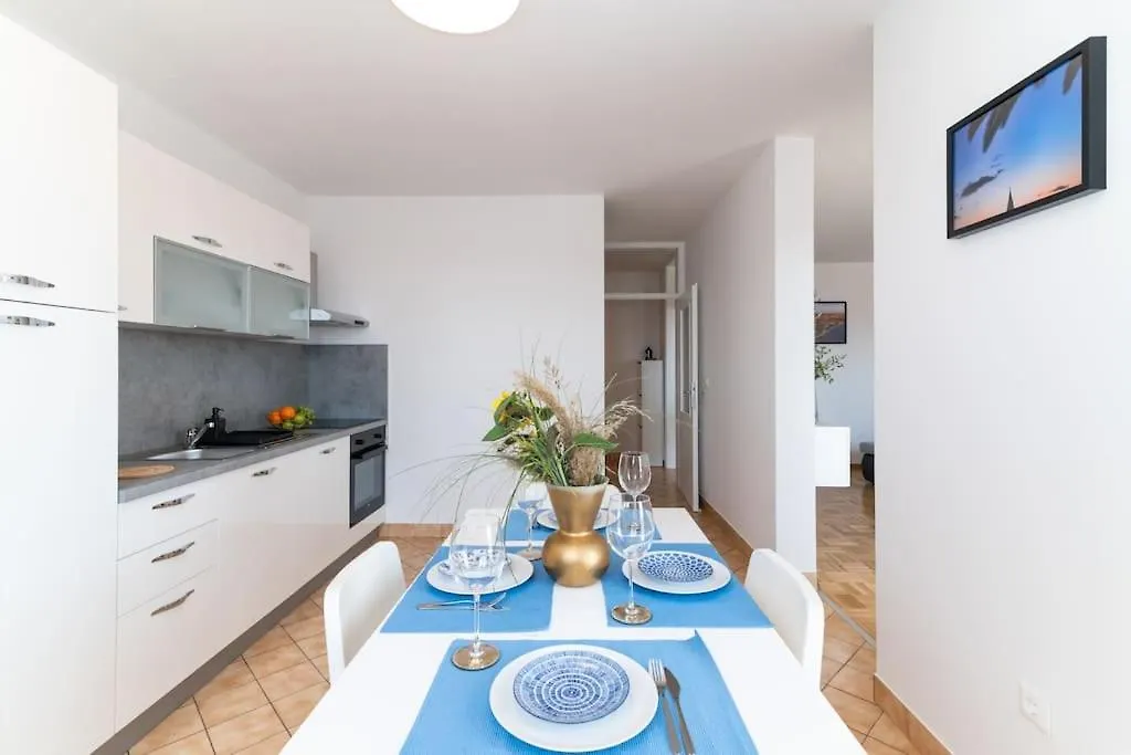 Cozy Apartment Iskra By Belmont Realty Zadar 0*,  Kroatien