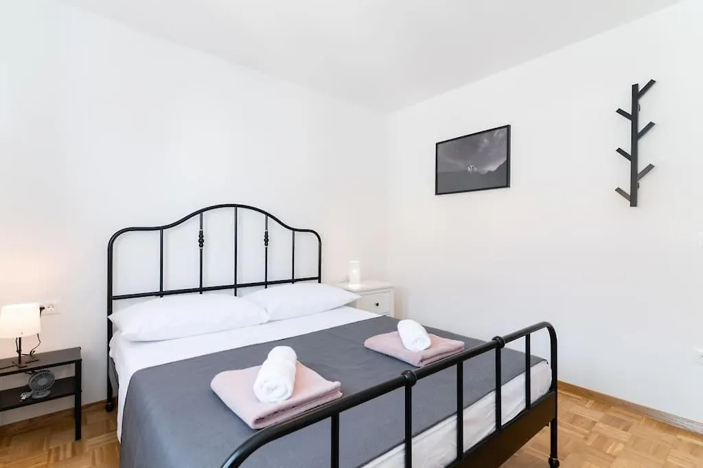 Cozy Apartment Iskra By Belmont Realty Zadar